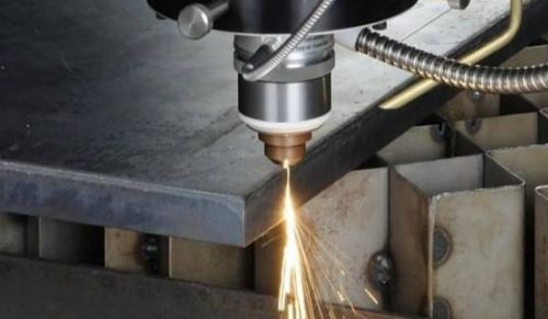 談?wù)剸|莞激光切割機切割的優(yōu)勢，平滑，不變形